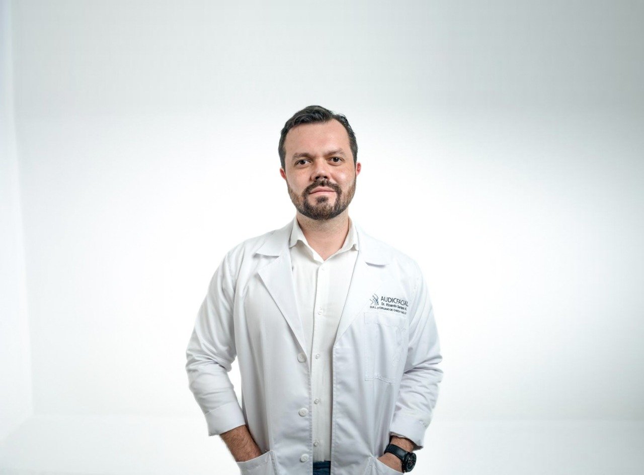 Dr. Ricardo Serrano